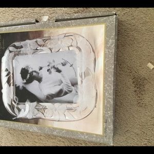 Crystal picture frame with flowers